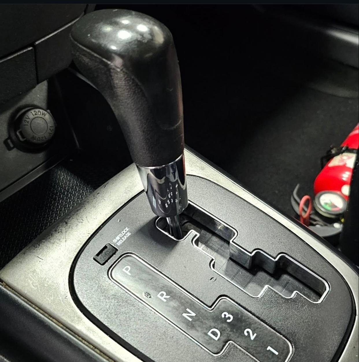 HYUNDAI I30 2.0 16V 145CV 5P AUTOMÁTICO – 2012