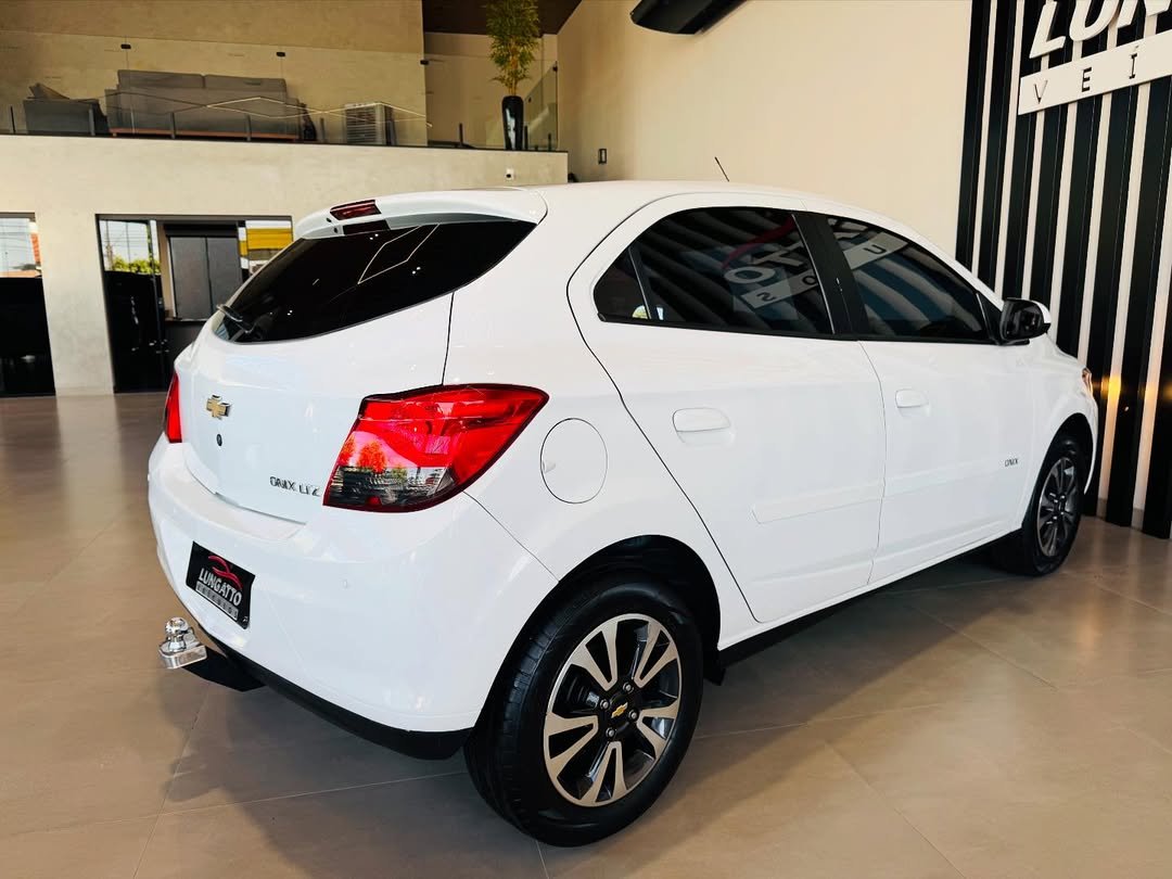 GM ONIX LTZ 1.4 – 2015