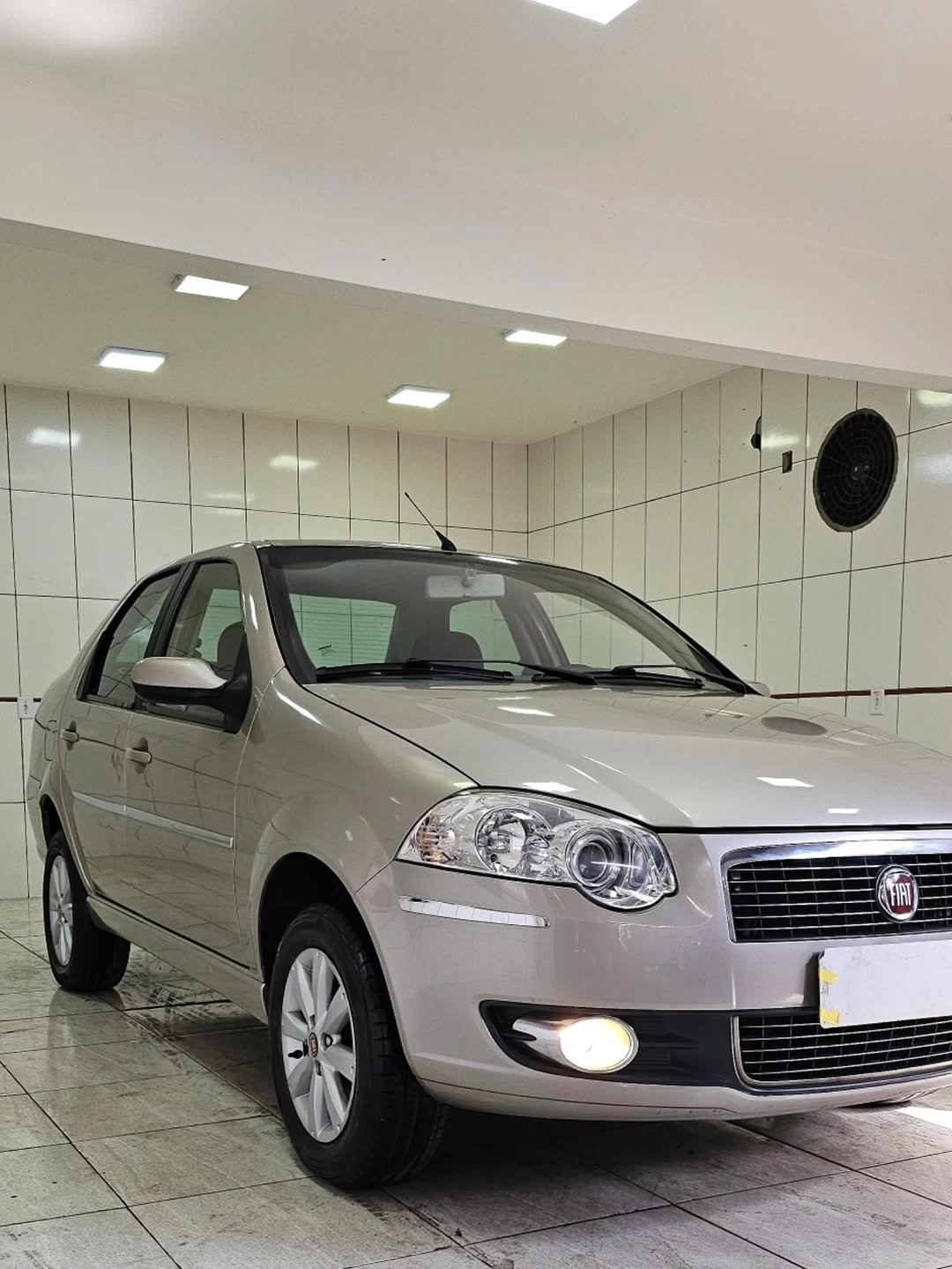 FIAT SIENA ELX 1.4 MPI FIRE 8V FLEX + GNV 4P MANUAL – 2009