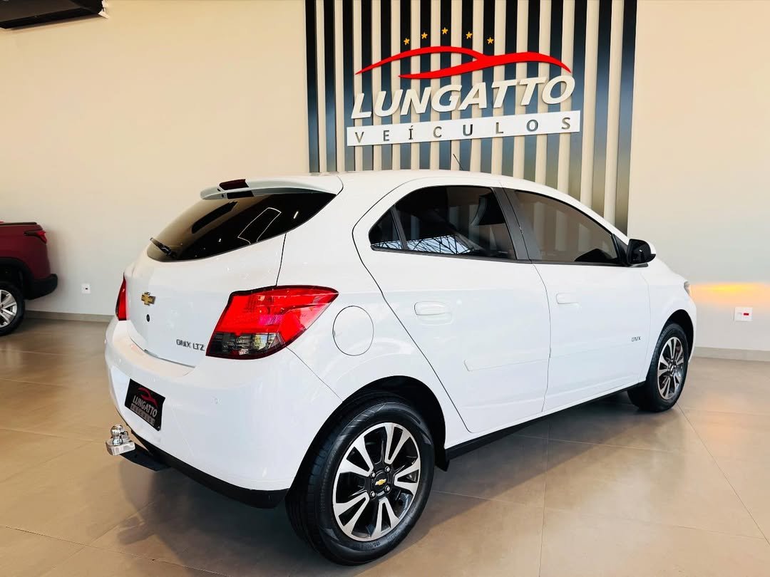 GM ONIX LTZ 1.4 – 2015